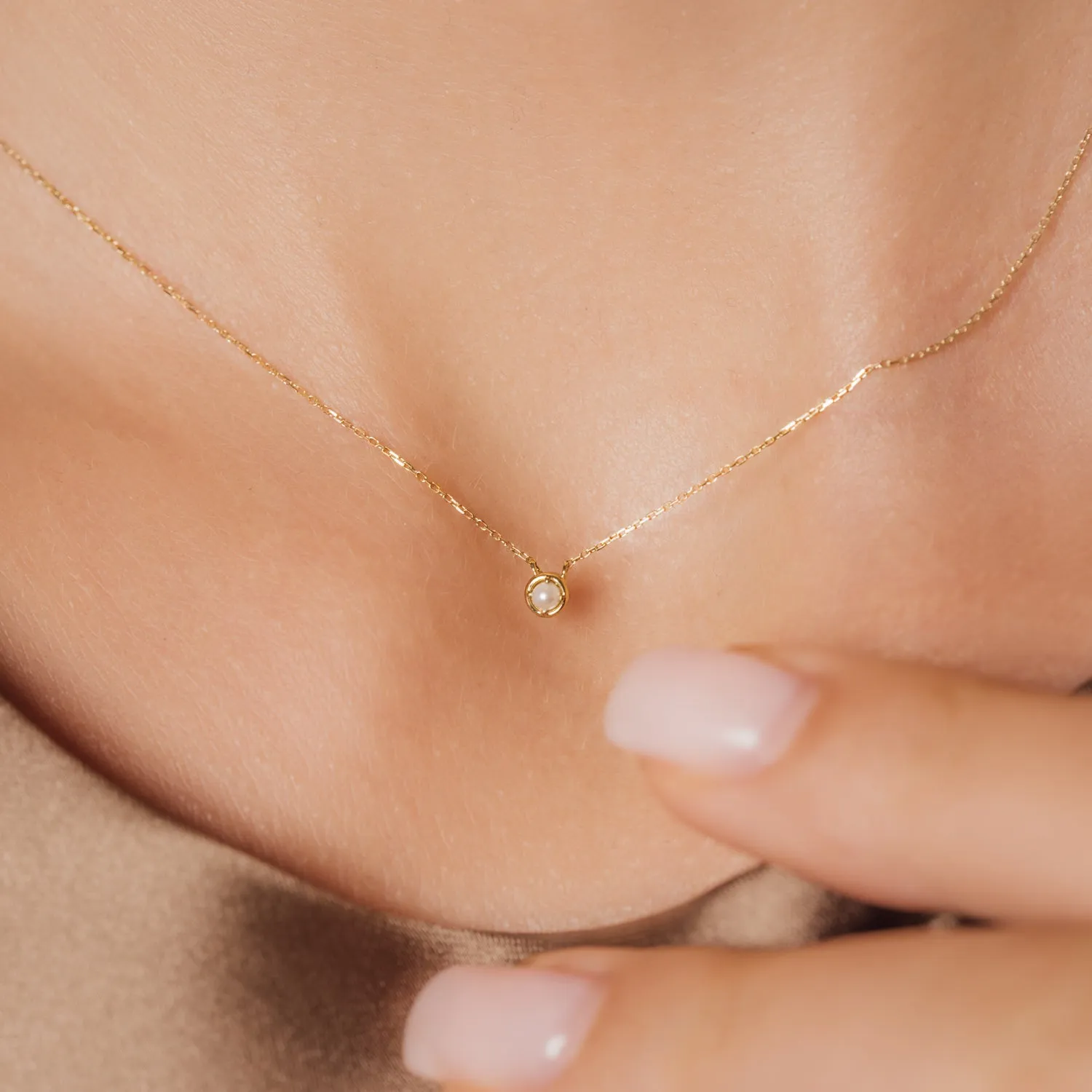 10k Gold Reversible Eve Necklace