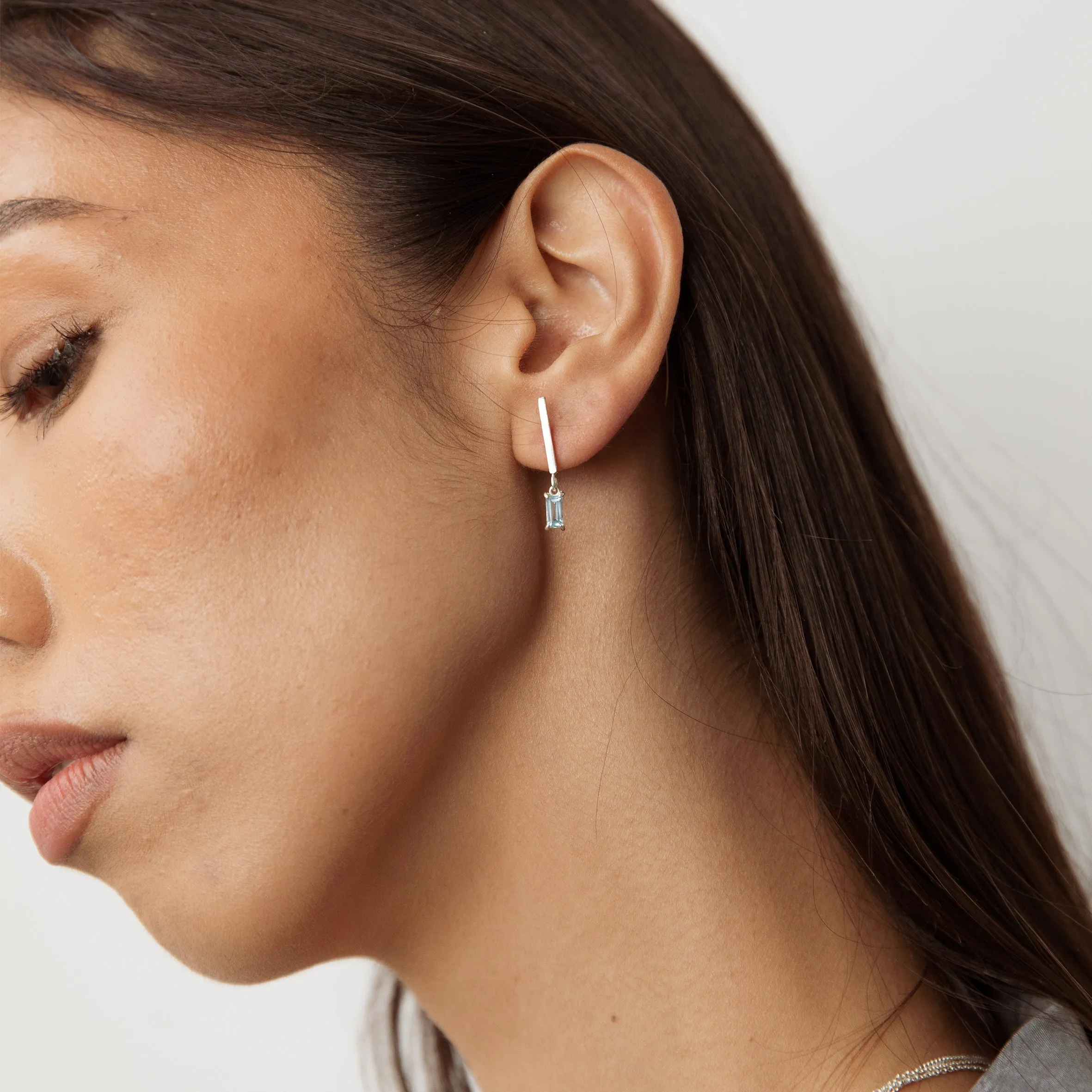 Allure baguette bar Earrings - Silver