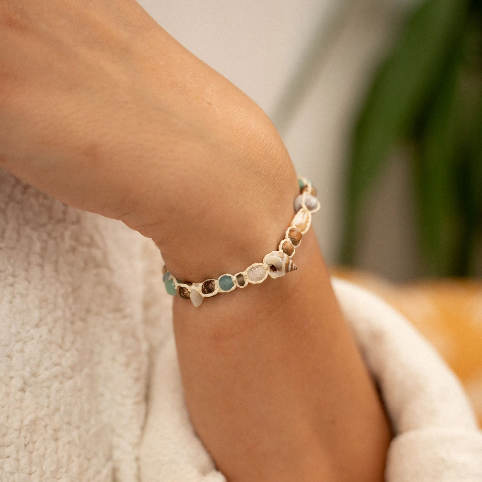 Nixie Beaded Seed Bracelet